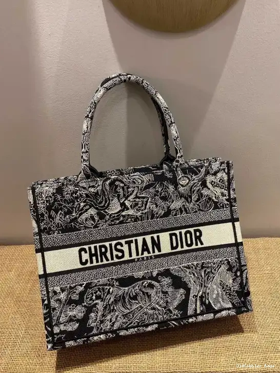 OldCobbler Bags DIRO MEDIUM TOTE-36*18*28CM BOOK 0521